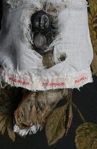 Poupée en mal d'enfantement