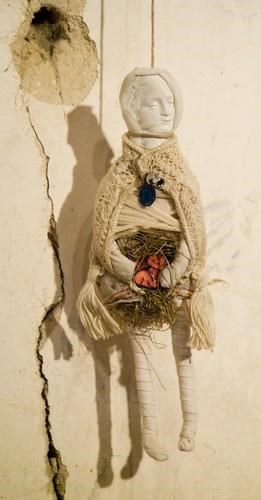 Poupée en mal d'enfantement