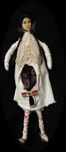 Poupée en mal d'enfantement