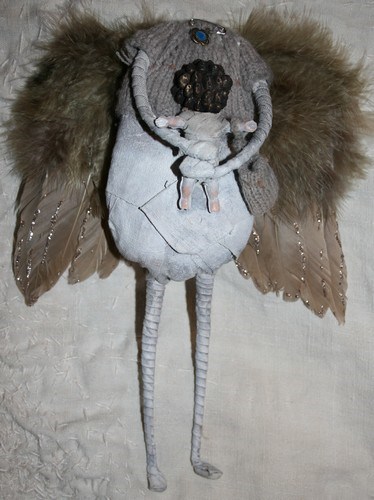 Poupée en mal d'enfantement