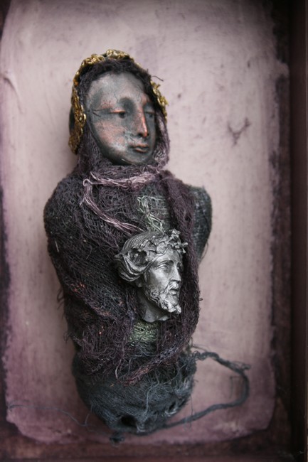 Poupée en mal d'enfantement