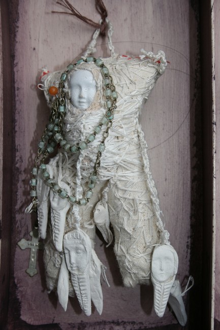 Poupée en mal d'enfantement