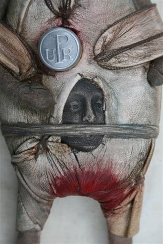 Poupée en mal d'enfantement