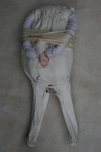 Poupée en mal d'enfantement