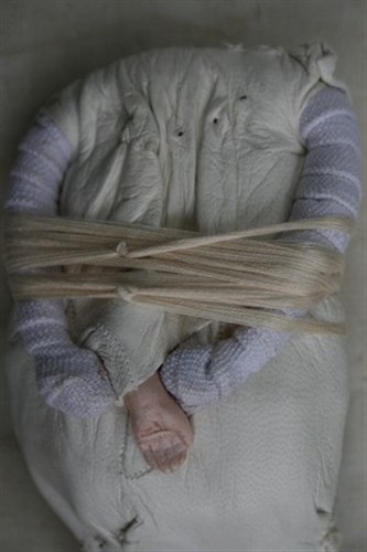 Poupée en mal d'enfantement