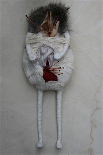 Poupée en mal d'enfantement