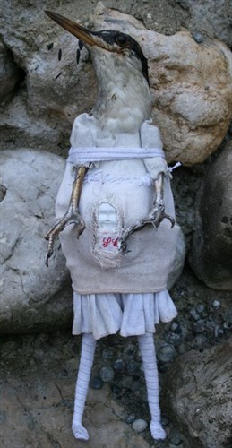 Poupée en mal d'enfantement