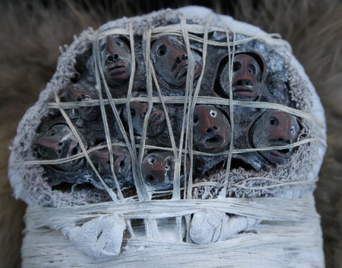 Poupée en mal d'enfantement