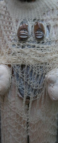 Poupée en mal d'enfantement