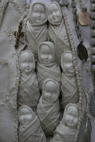 Poupée en mal d'enfantement