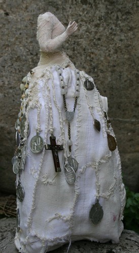 Poupée en mal d'enfantement