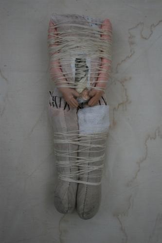 Poupée en mal d'enfantement