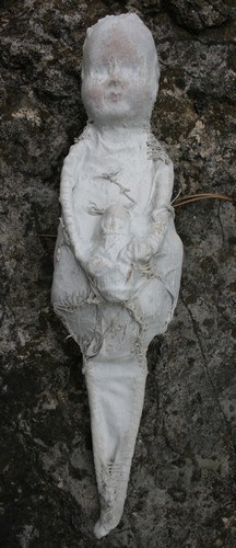 Poupée en mal d'enfantement