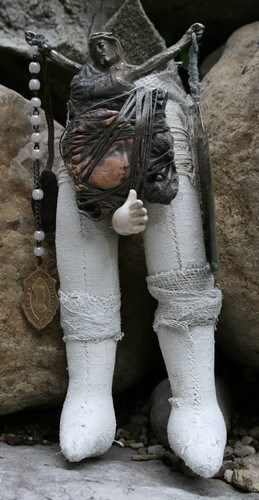 Poupée en mal d'enfantement