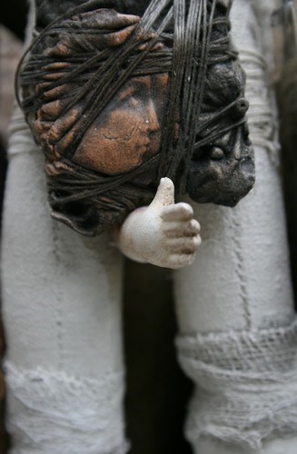 Poupée en mal d'enfantement